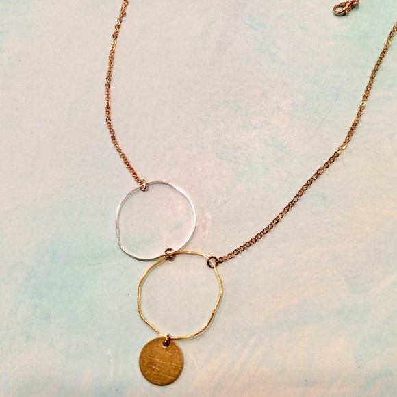 Gold Plated/ Silver necklace Sundance Charm - Picture 1 of 7